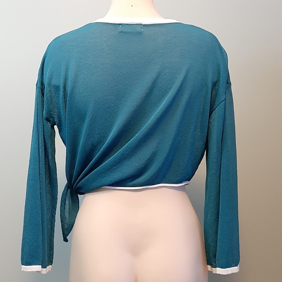 🅱️🅾️G🅾️ Sheer teal color asymmetrical long sleeves top - Picture 2 of 8